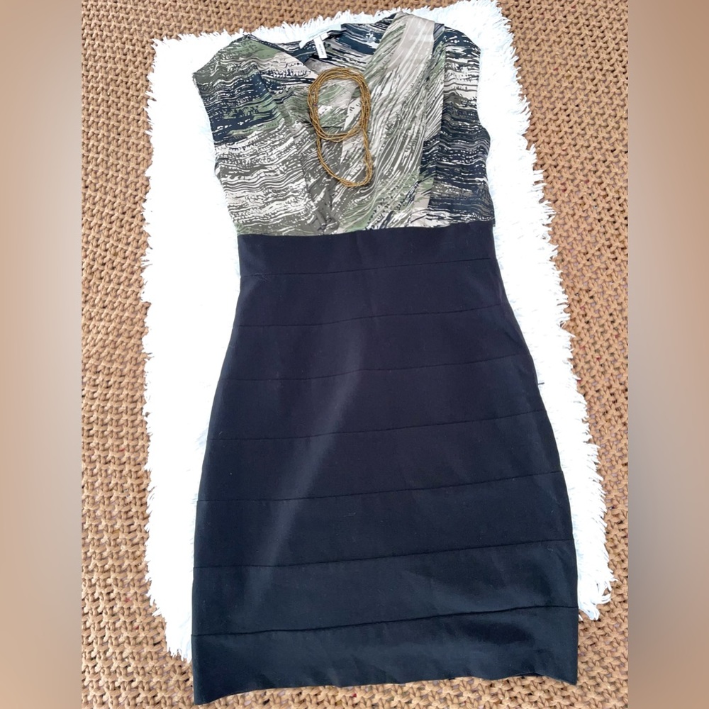 MAXANDCLEO Midi Dress Size 2